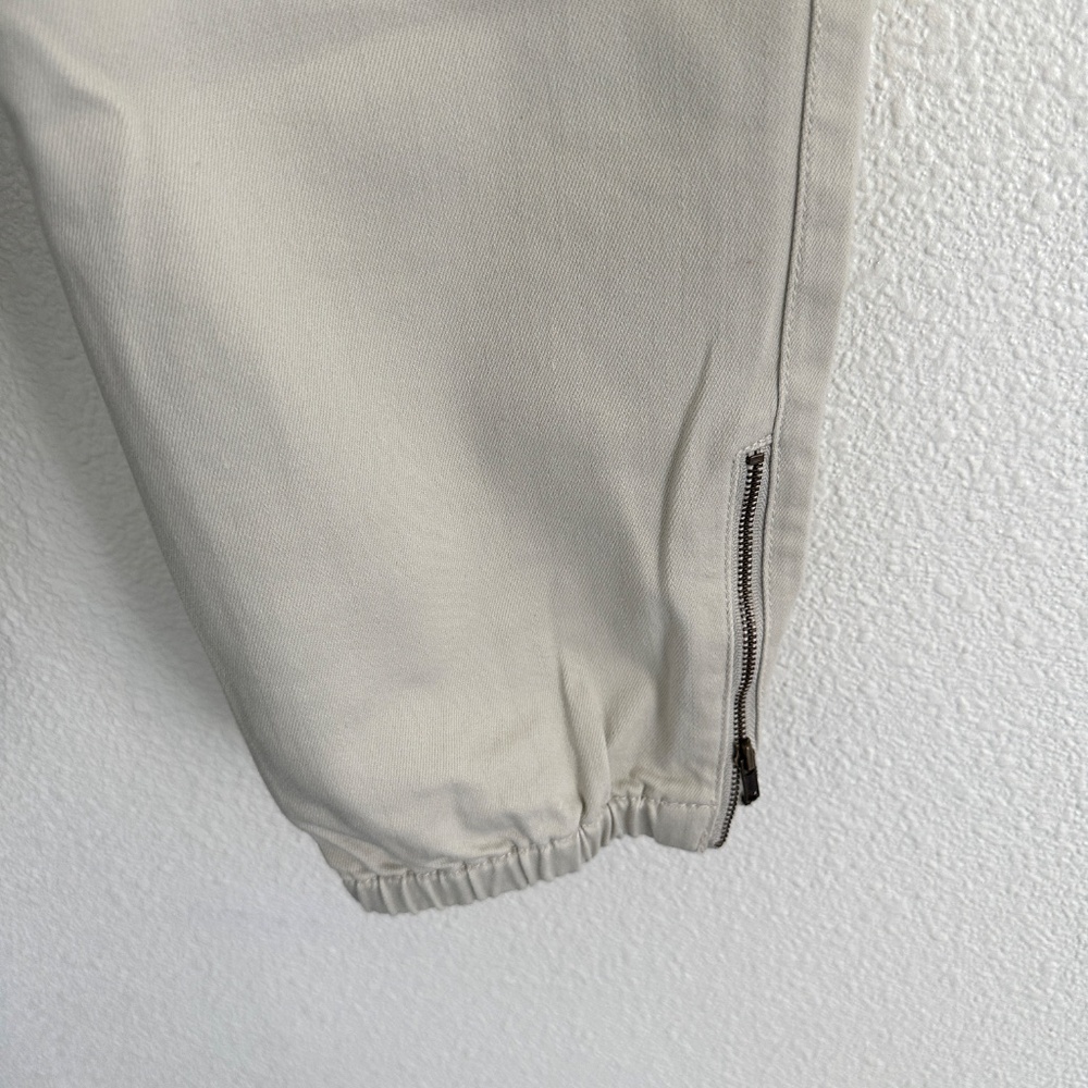 CAbi Compass pant, Style 6264, Oyster, Spring 23, Size 12 - Picture 8 of 15